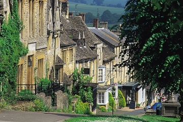 gateway to the cotswolds, burford